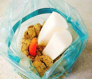 イケアの袋でぬか漬け